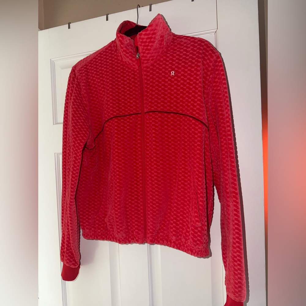 Lululemon Court Rival Velvet Terry Tennis Jacket in Lulu Red Medium NWOT